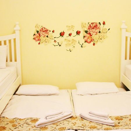 The Nimman13 Guesthouse Chiang Mai Exterior photo
